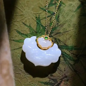 Hotan Jade Jewelry